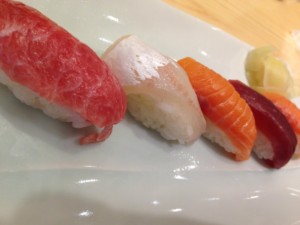Tokyo Travel Blog - tokyo fish market sushi