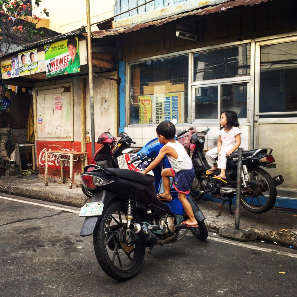 Manila Travel Blog - the Philippines - Neighborhood
