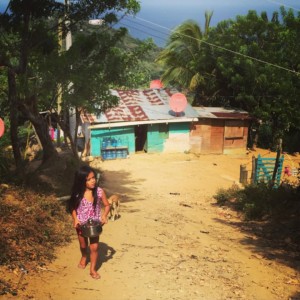 Roatan Travel Blog - Honduras - neighborhood