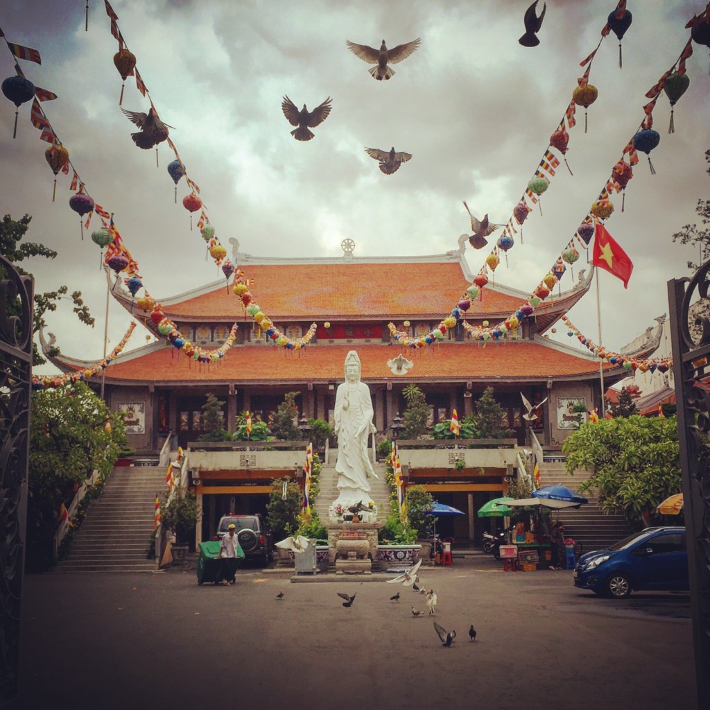 Saigon Travel Blog - Ho Chi Minh City Vietnam - Temple