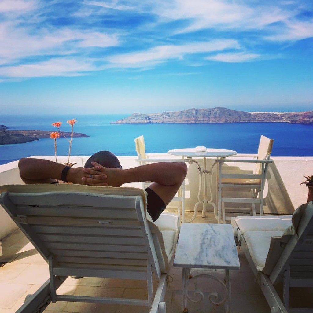 Santorini Travel Blog - Greece Pictures - Balcony